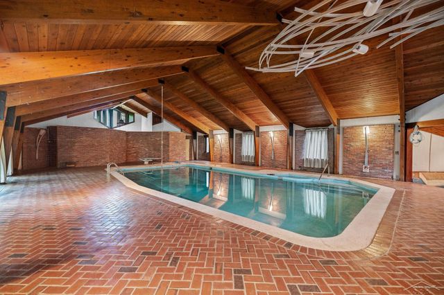 4535 N River Road, Freeland, MI 48623