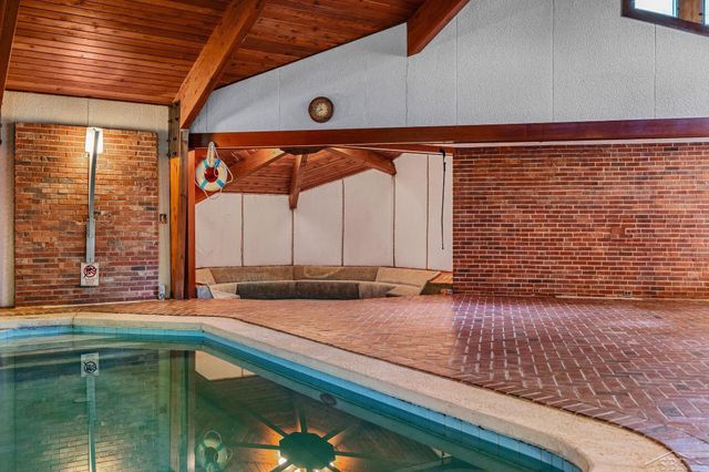 4535 N River Road, Freeland, MI 48623