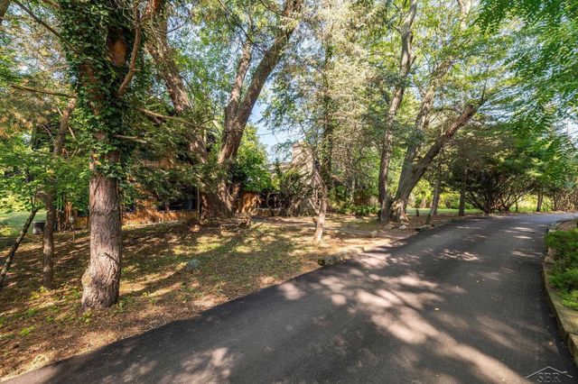 4535 N River Road, Freeland, MI 48623