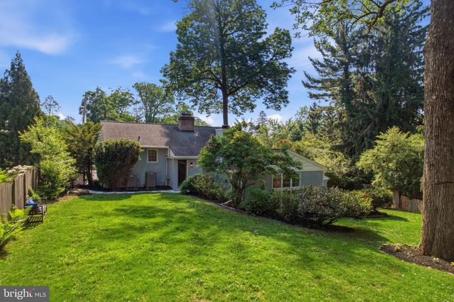 5 BROOKSIDE CIR, Wayne, PA 19087