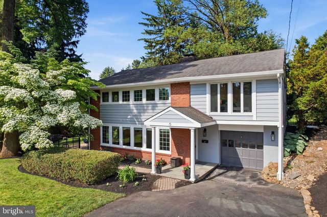 5 BROOKSIDE CIR, Wayne, PA 19087