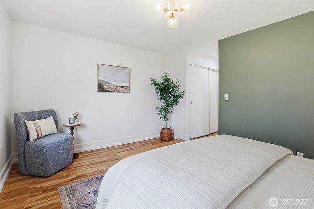 17010 137 Place SE, Renton, WA 98058