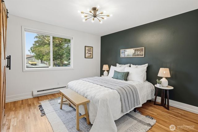 17010 137 Place SE, Renton, WA 98058