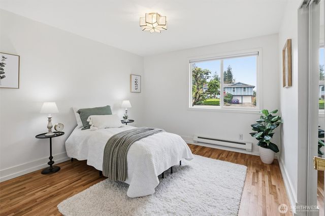 17010 137 Place SE, Renton, WA 98058