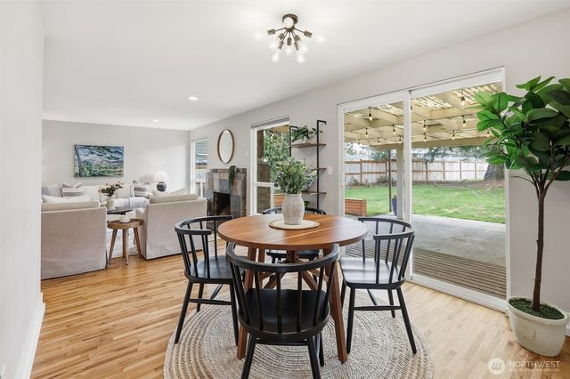 17010 137 Place SE, Renton, WA 98058