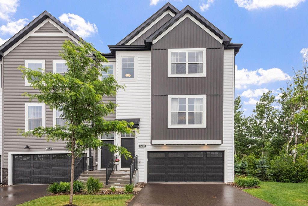 8612 Kenyon Court NE A, Blaine, MN 55449