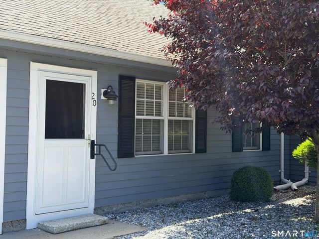 20 Plymouth Court 20, Clinton, CT 06413