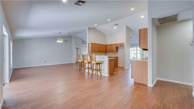 2548 Gleason PKWY, Cape Coral, FL 33914