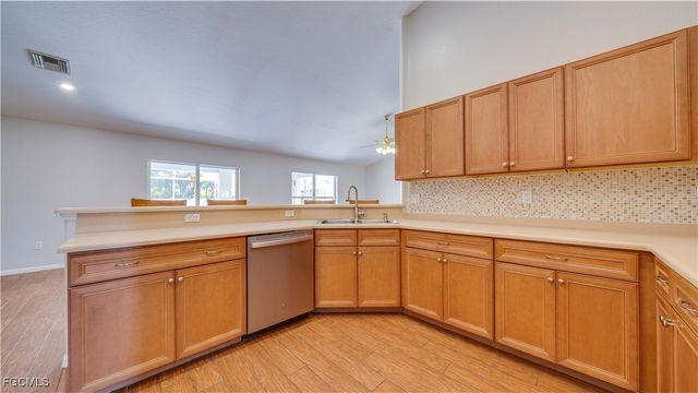 2548 Gleason PKWY, Cape Coral, FL 33914