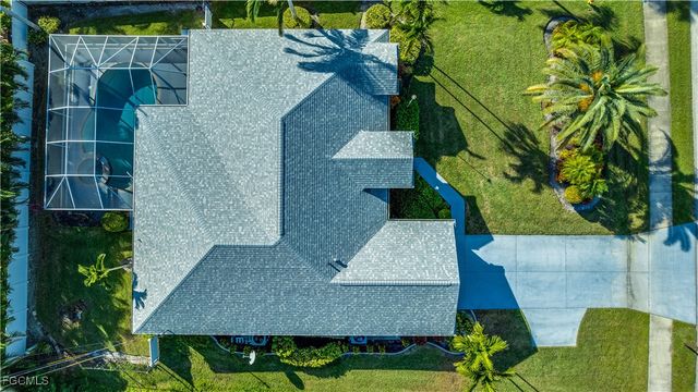 2548 Gleason PKWY, Cape Coral, FL 33914