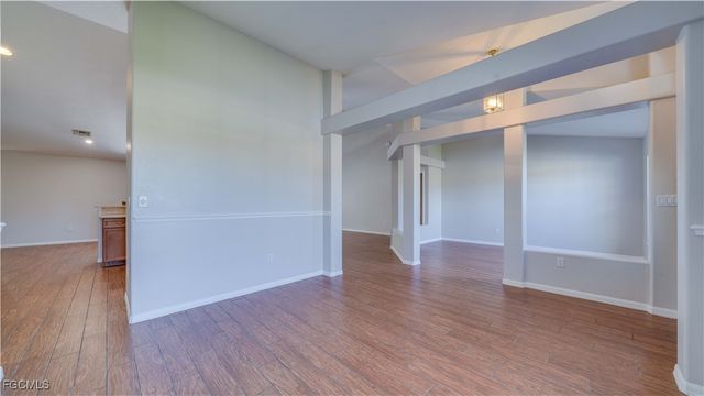 2548 Gleason PKWY, Cape Coral, FL 33914