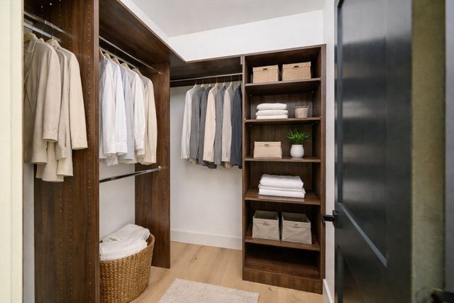 21 Tanglewood Road 4, Boston, MA 02124