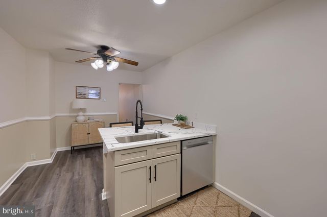 528 HIGH ST, Lancaster, PA 17603