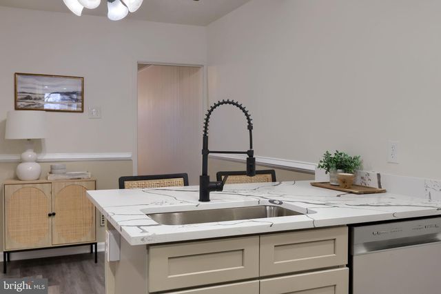 528 HIGH ST, Lancaster, PA 17603