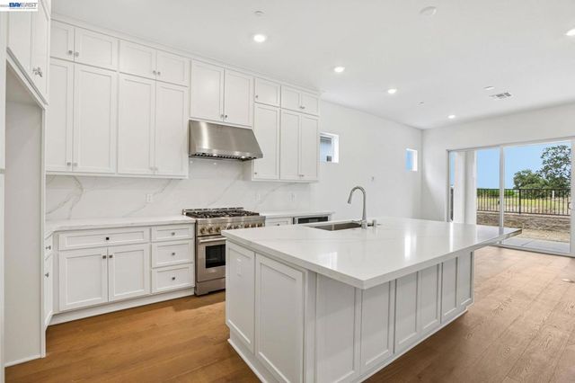 1079 Riverbend Drive, Brentwood, CA 94513