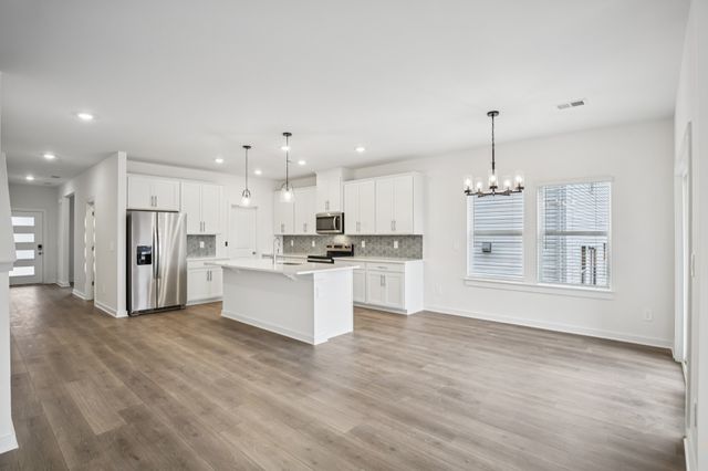 523 Goldfinch Way, Clarksville, TN 37043