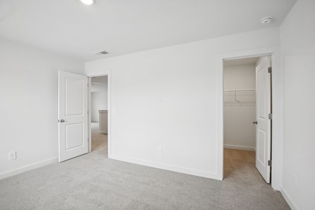 523 Goldfinch Way, Clarksville, TN 37043