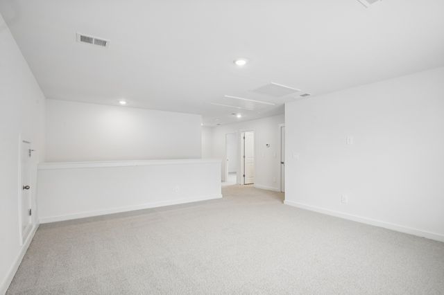 523 Goldfinch Way, Clarksville, TN 37043