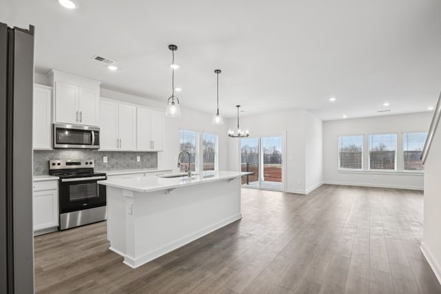 523 Goldfinch Way, Clarksville, TN 37043