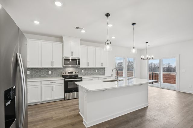 523 Goldfinch Way, Clarksville, TN 37043