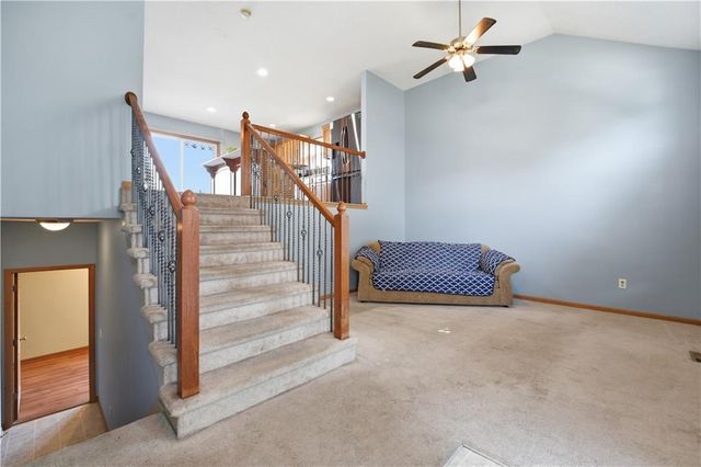 12208 N SHANNON Avenue, Kansas City, MO 64163