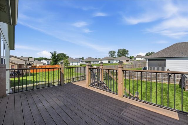 12208 N SHANNON Avenue, Kansas City, MO 64163