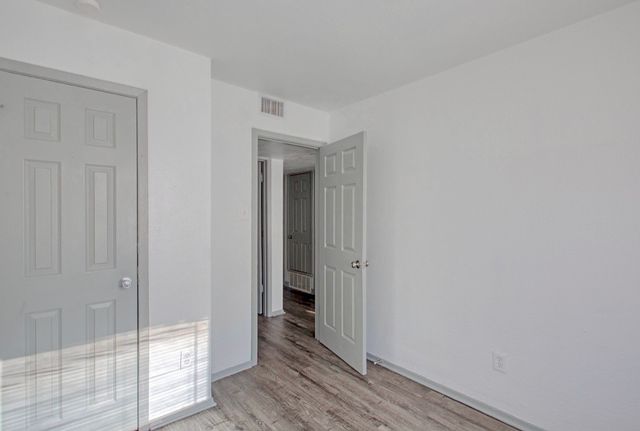 916 Isbell Road D, Fort Worth, TX 76114