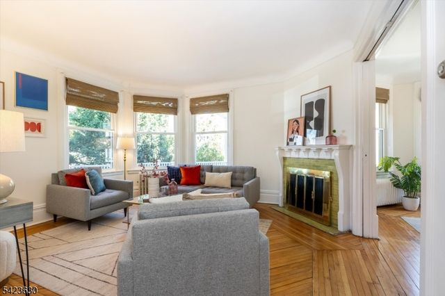 39 Draper Ter, Montclair Twp., NJ 07042