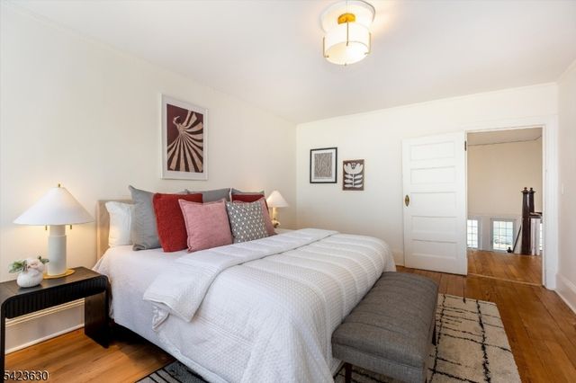 39 Draper Ter, Montclair Twp., NJ 07042