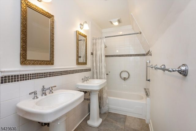 39 Draper Ter, Montclair Twp., NJ 07042