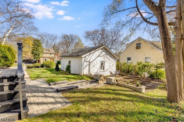 39 Draper Ter, Montclair Twp., NJ 07042