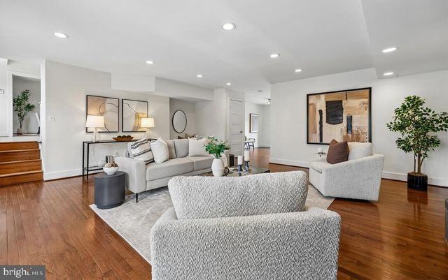 6309 LENOX RD, Bethesda, MD 20817