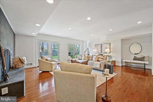 6309 LENOX RD, Bethesda, MD 20817