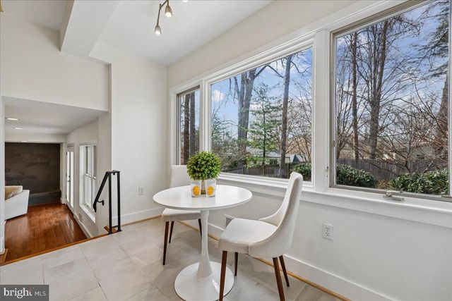 6309 LENOX RD, Bethesda, MD 20817