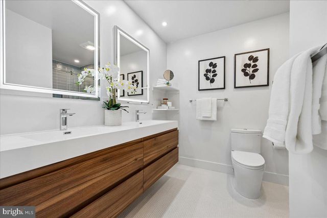 6309 LENOX RD, Bethesda, MD 20817