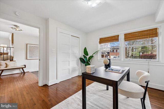 6309 LENOX RD, Bethesda, MD 20817