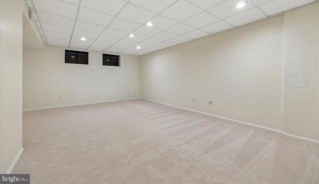 6309 LENOX RD, Bethesda, MD 20817