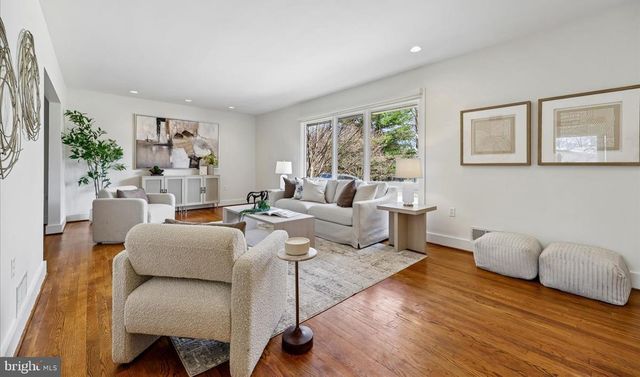 6309 LENOX RD, Bethesda, MD 20817