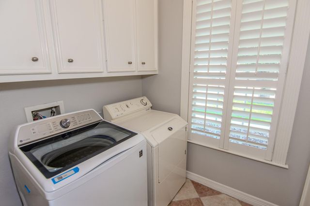 6807 Queensclub Drive, Houston, TX 77069