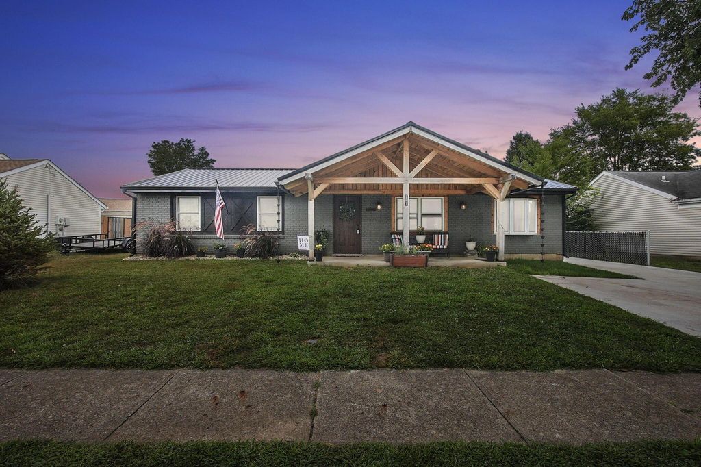 2120 Arapaho Drive, Circleville, OH 43113