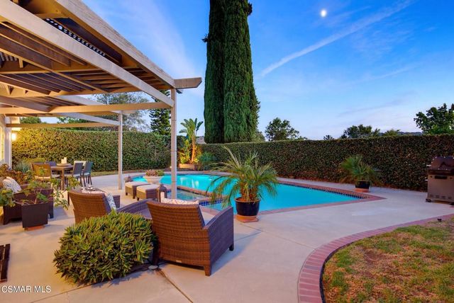 6512 Pinion Street, Oak Park, CA 91377