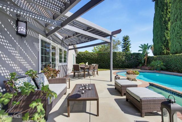 6512 Pinion Street, Oak Park, CA 91377