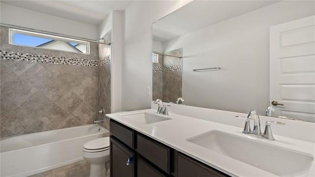 7812 Hillock TER, Austin, TX 78744