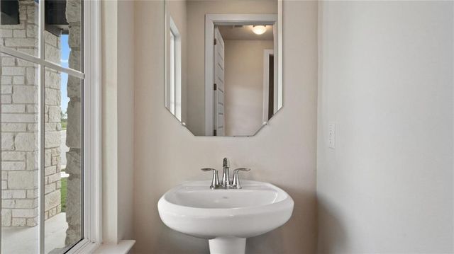 7812 Hillock TER, Austin, TX 78744