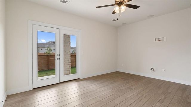 7812 Hillock TER, Austin, TX 78744