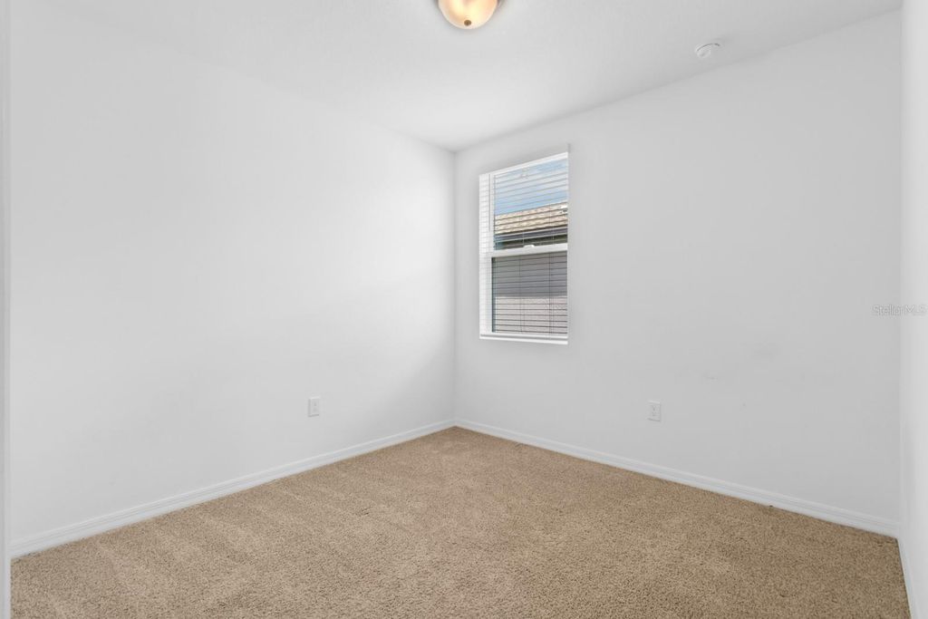 Image 19 of property listing at 1158 FORESHORE LANE, Haines City, FL 33844