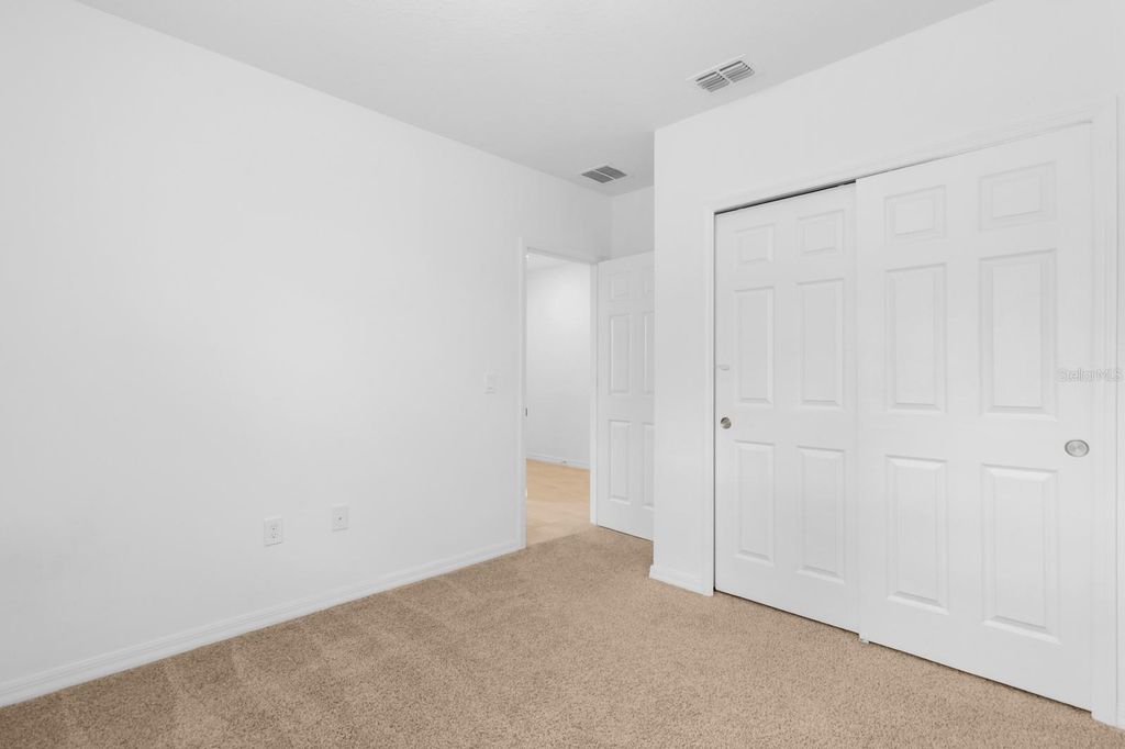 Image 20 of property listing at 1158 FORESHORE LANE, Haines City, FL 33844