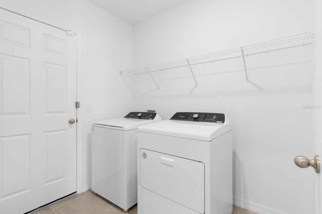 Image 24 of property listing at 1158 FORESHORE LANE, Haines City, FL 33844