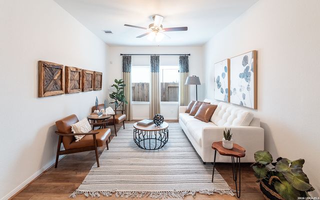 6705 RUNAWAY ROW, Converse, TX 78109