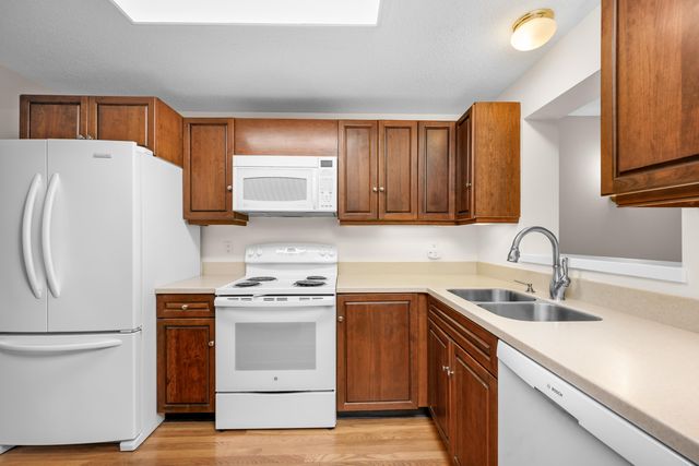 50 John Hall Cartway, Yarmouth Port, MA 02675